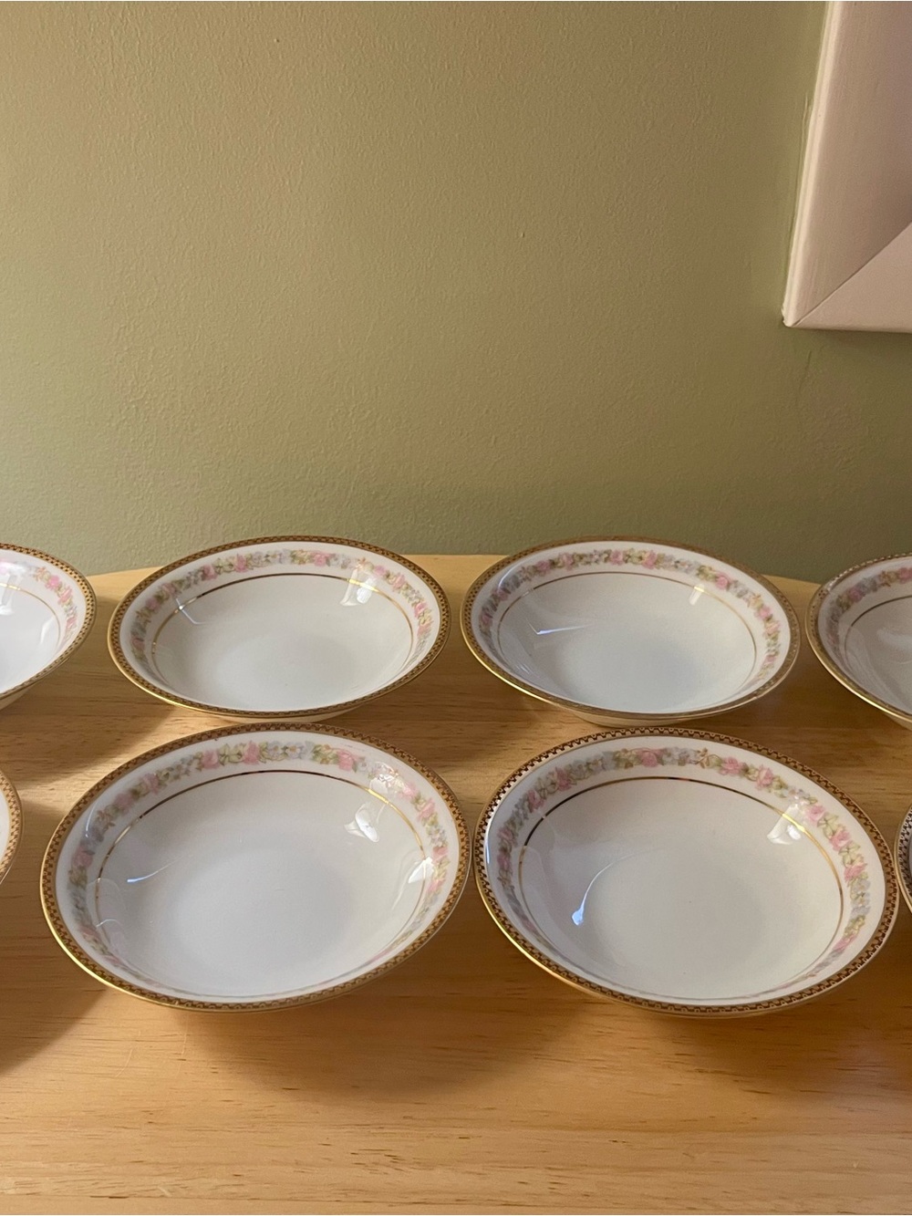 Carlsbad Porcelain 8 Dessert Bowls- Maria Theresia Pattern